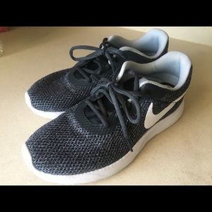 Nike women shoes